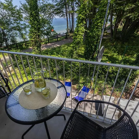 Na Klifie Z Widokiem Na Morze - Pomorskie * Jastrzębia Góra