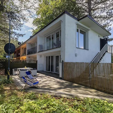 Na Klifie Z Widokiem Na Morze - Pomorskie