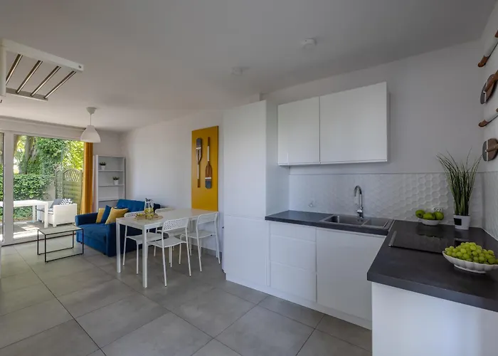 Na Klifie Z Widokiem Na Morze - Pomorskie Jastrzębia Góra